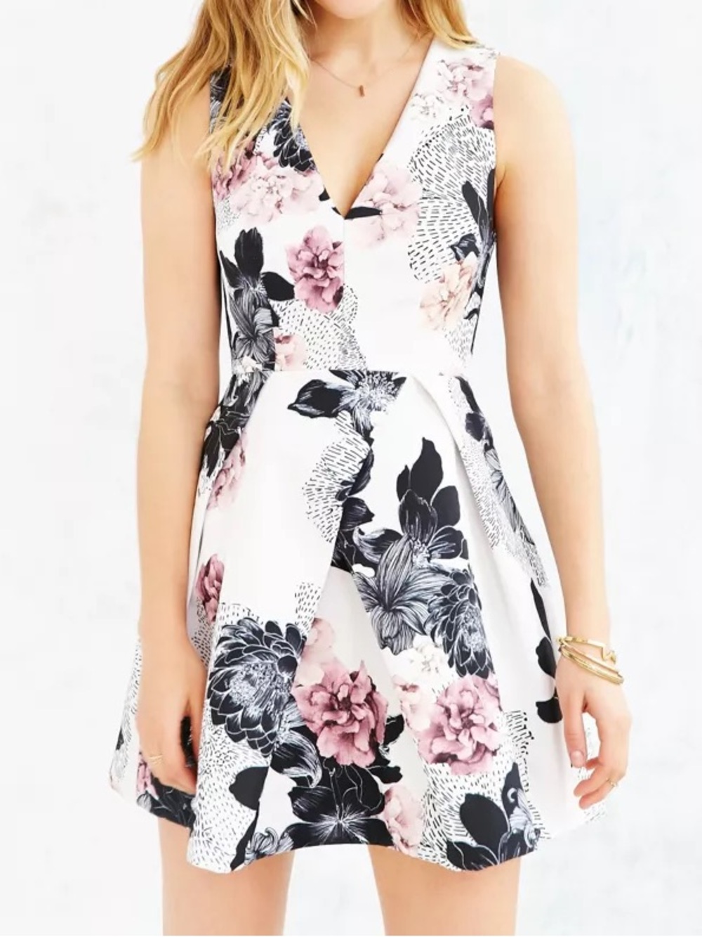 KEEPSAKE the label Floral V-Neck Fit & Flare Dress in White and Pink